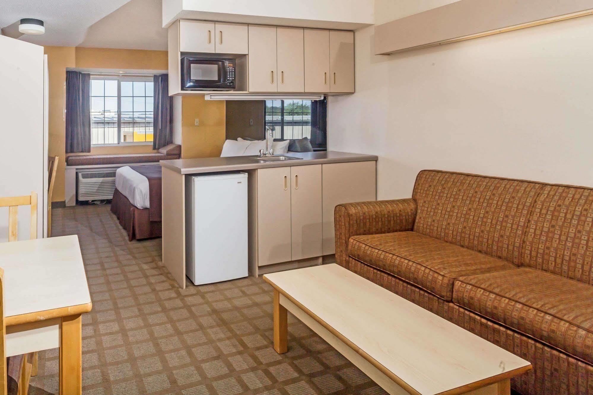 Microtel Inn & Suites By Wyndham ナッシュビル エクステリア 写真