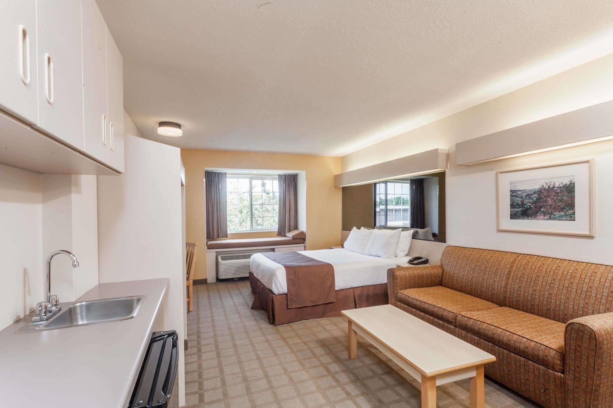 Microtel Inn & Suites By Wyndham ナッシュビル エクステリア 写真